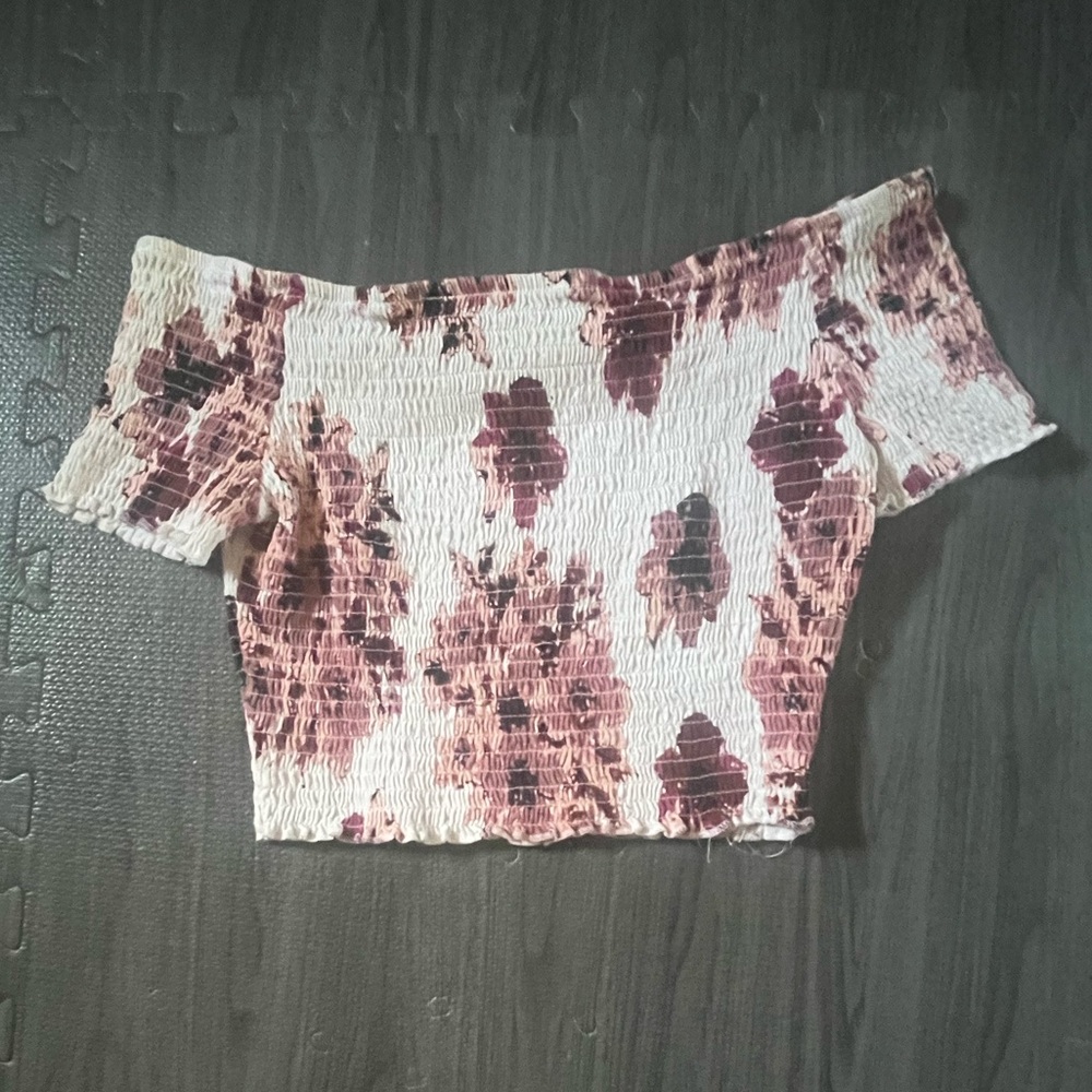 Charlotte Russe Floral Crop